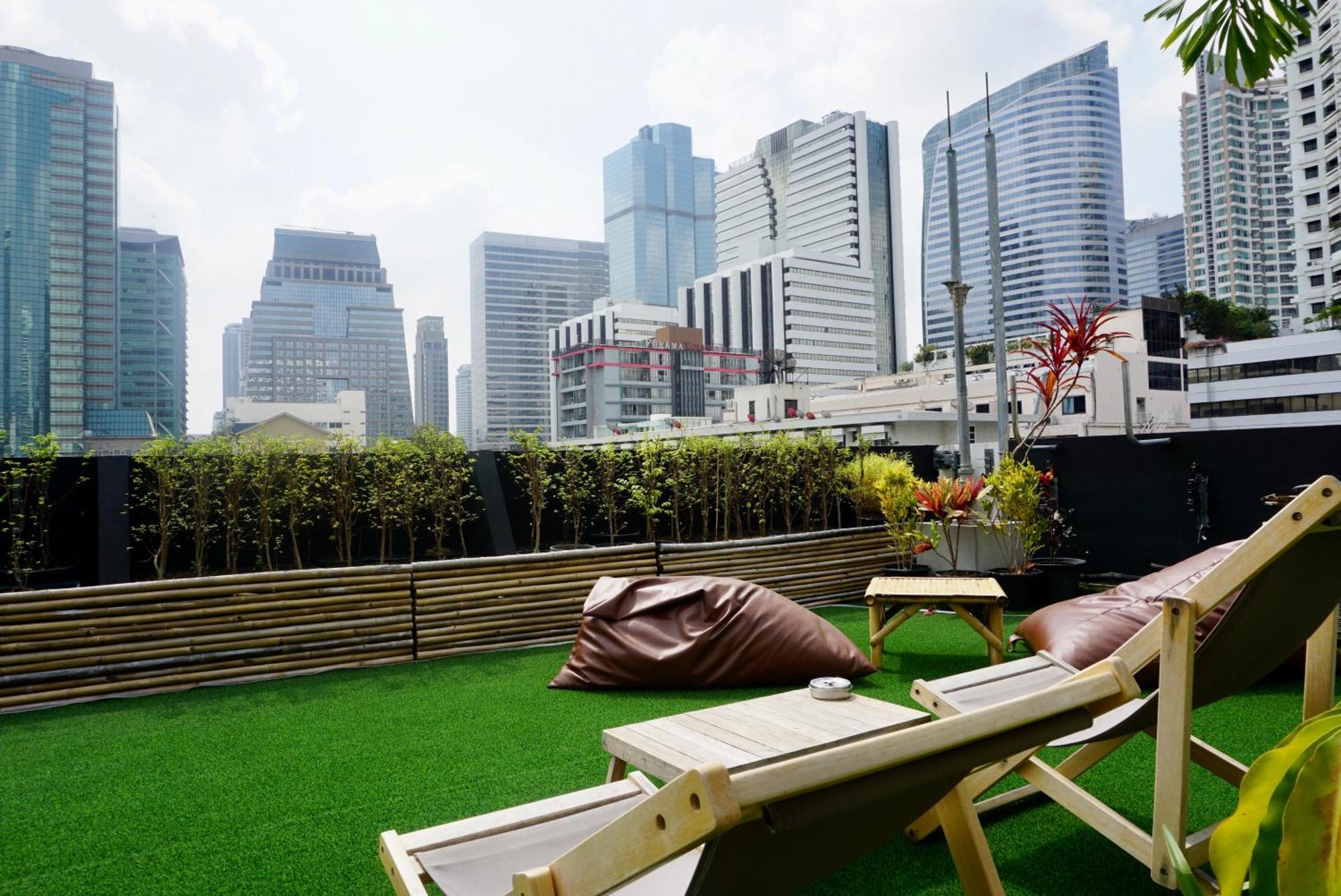 Hip And Funky Apartment Silom Soi 3, With Rooftop View Bangkok Exteriör bild